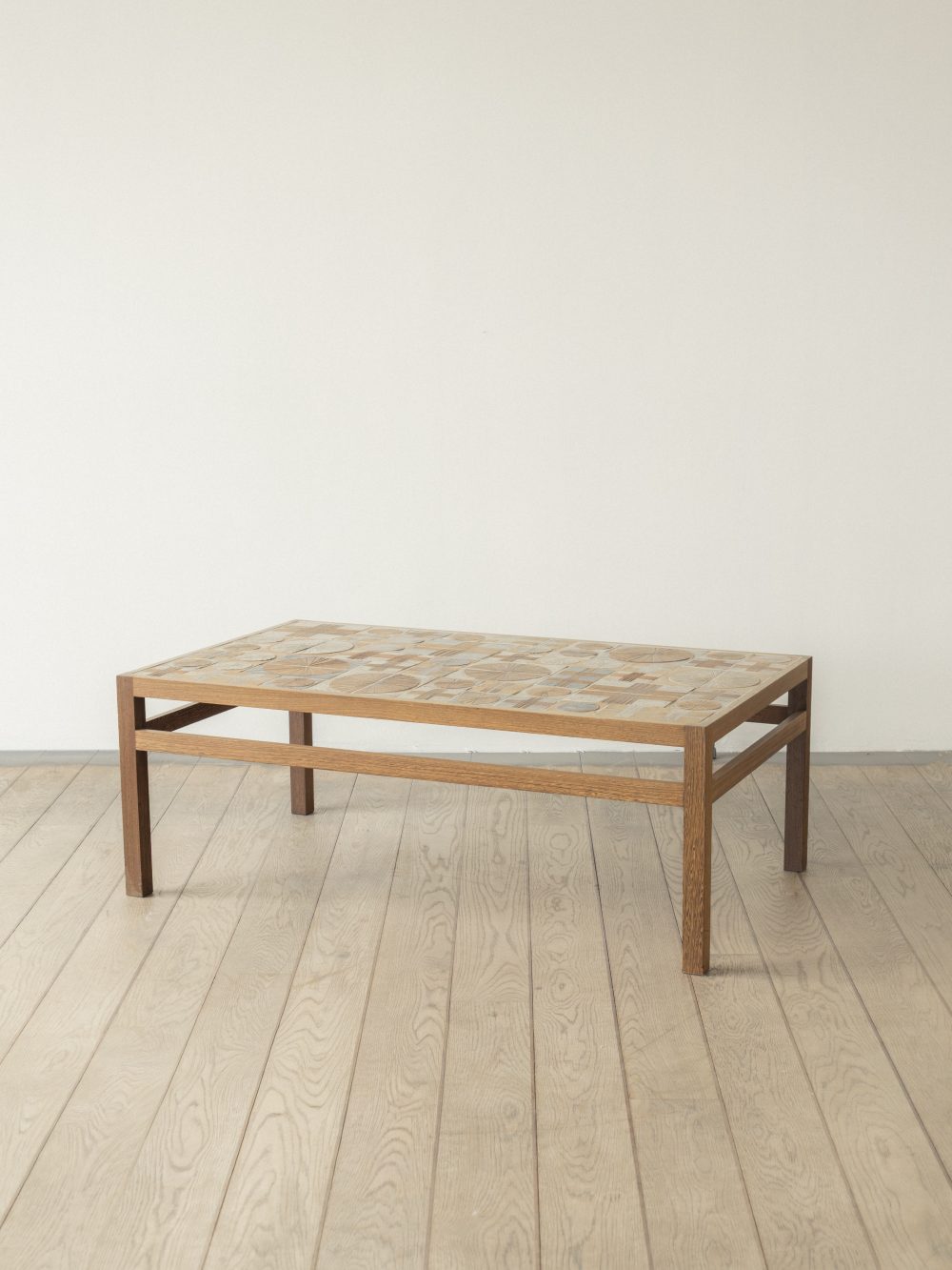 Tue Poulsen, Coffee Table